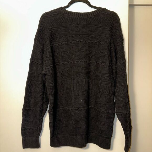 Hollister Men’s Solid Black Crew Cable Knit Sweater Size Large Gently Worn - Picture 5 of 12